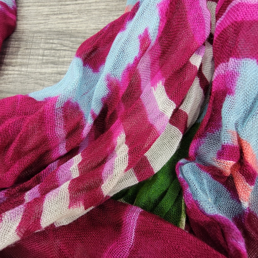Hummingbird scarf - Picture 2 of 4